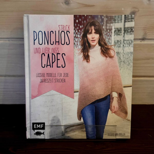 Strick-Ponchos und Lieblings-Capes | Cover