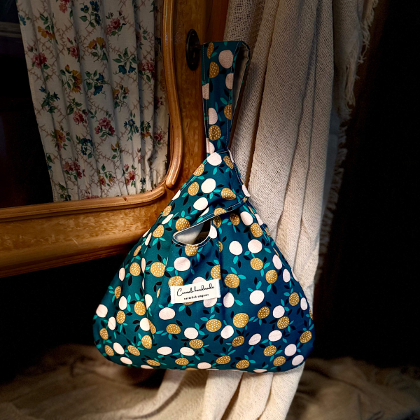 Japanische Knotentasche | Baumwolle | Früchtetanz | Außenansicht