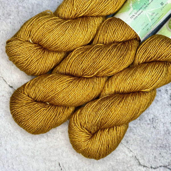 Noordelike | DK | handgefärbt | Bernstein